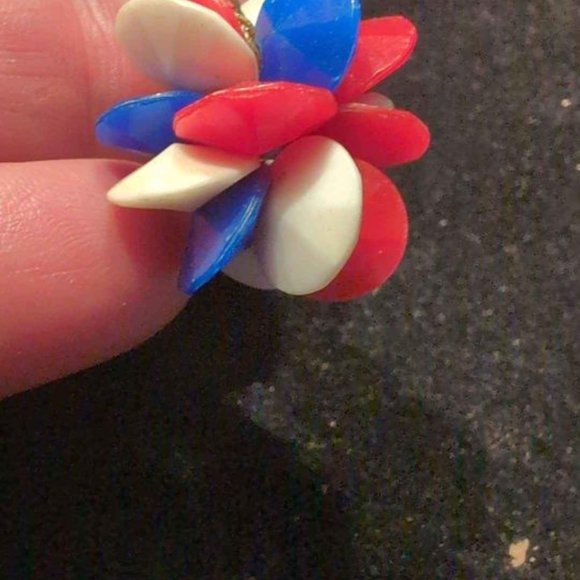 Vintage Faceted Red, White and Blue Beaded Dangle Earrings for Pierced Ears - Picture 4 of 6